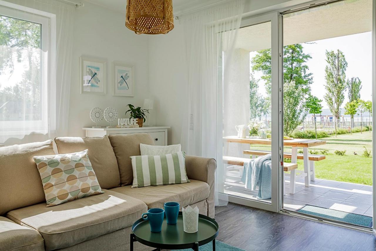 Blue Apartments Balatonlelle Luaran gambar