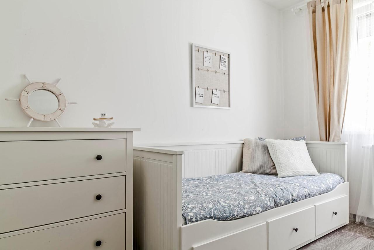 Blue Apartments Balatonlelle Luaran gambar