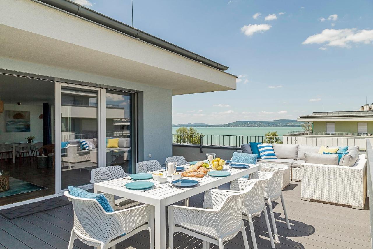 Blue Apartments Balatonlelle Luaran gambar